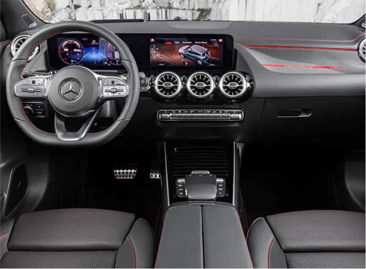 MERCEDES-BENZ Gla