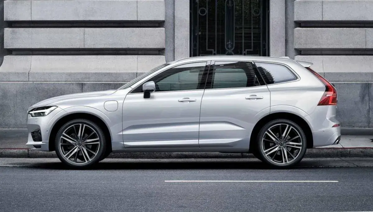 Renting Volvo XC60: oferta de renting del Volvo XC60 para particulares, autónomos y empresas. Renting Volvo XC60 barato