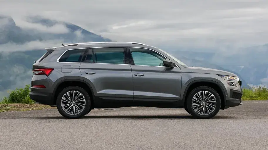 Renting Skoda Kodiaq: oferta de renting del Skoda Kodiaq para particulares, autónomos y empresas. Renting Skoda Kodiaq barato