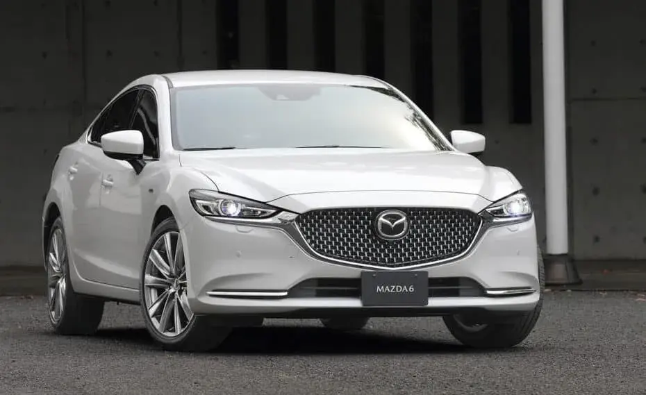Renting Mazda 6: oferta de renting del Mazda 6 para particulares, autónomos y empresas. Renting Mazda 6 barato