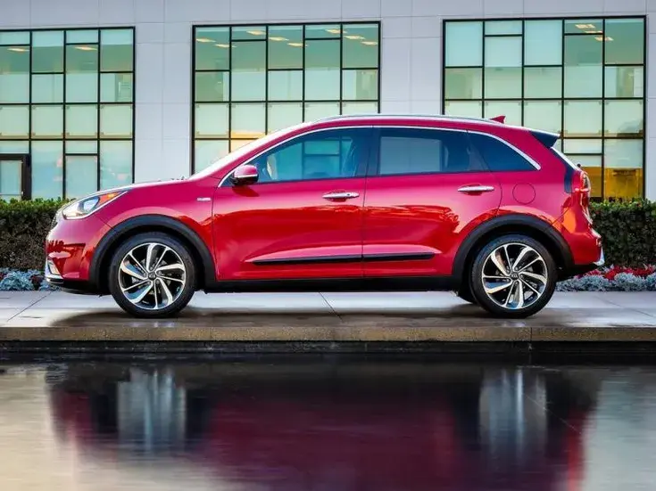 Renting KIA Niro: oferta de renting del KIA Niro para particulares, autónomos y empresas