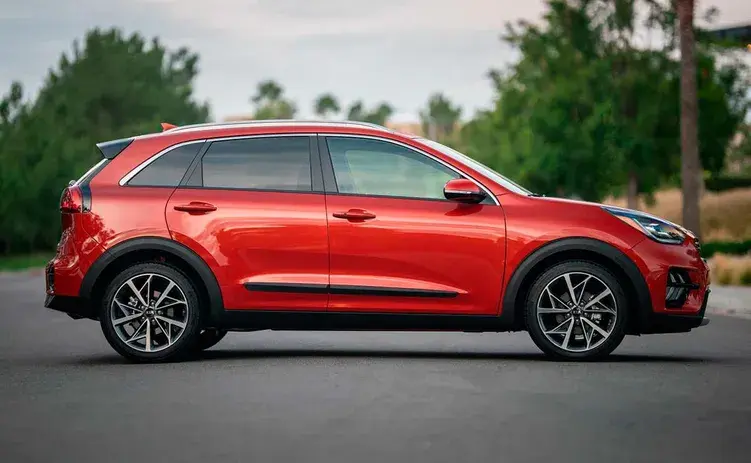 Renting KIA Niro: oferta de renting del KIA Niro para particulares, autónomos y empresas