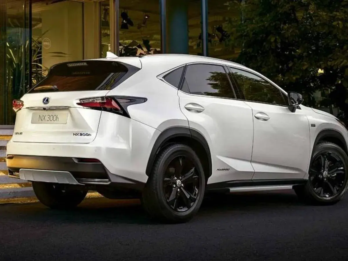 Renting Lexus NX: oferta de renting del Lexus NX para particulares, autónomos y empresas. Renting Lexus NX barato